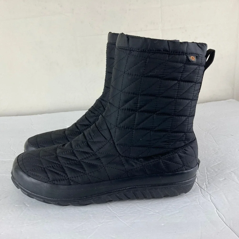 Bogs Snowday II Mid Women sz 10 Black Waterproof Quilted Snow Boots Gorpcore